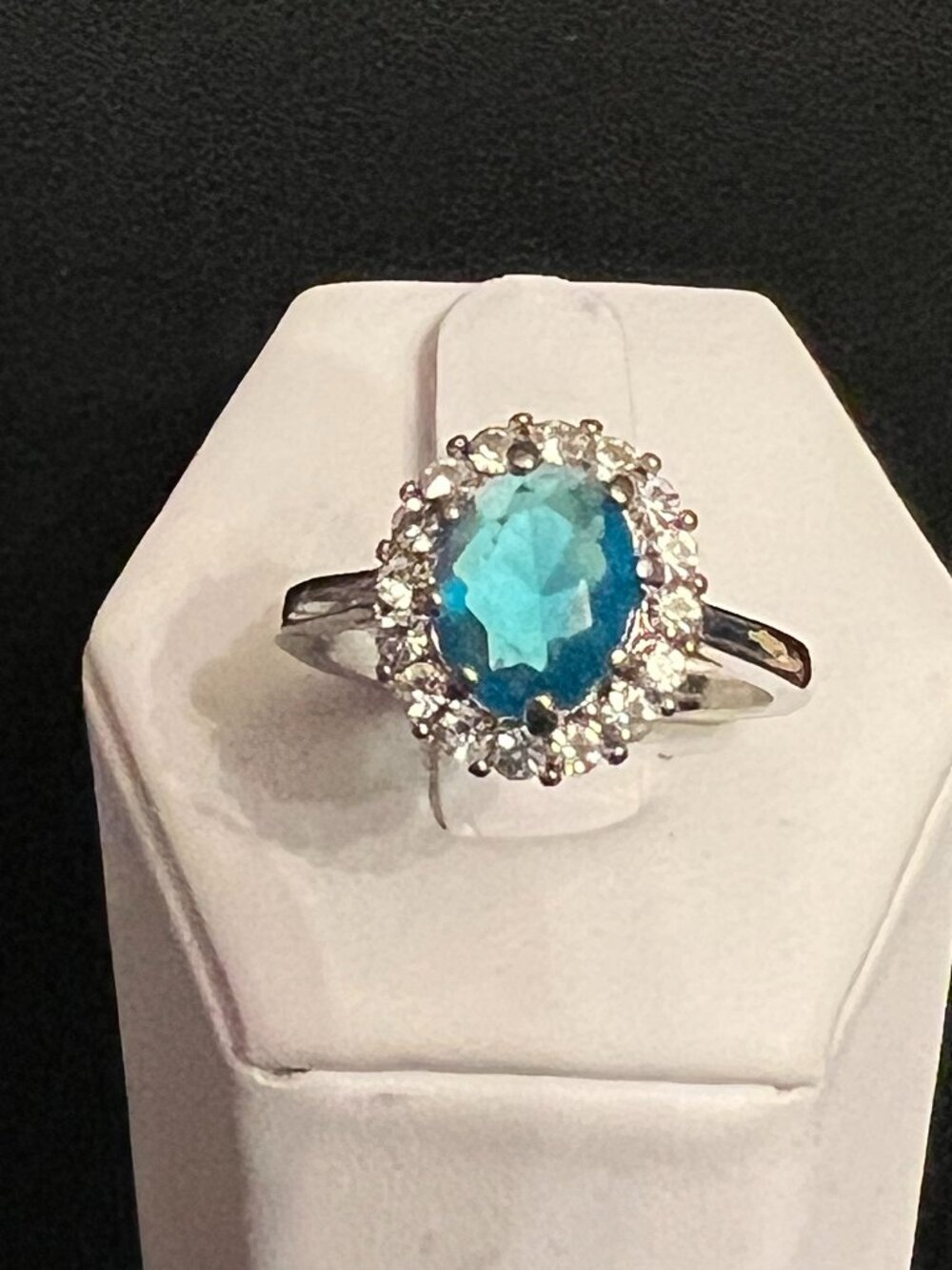 Oval Blue Gemstone Halo Ring Size 8 (292)
